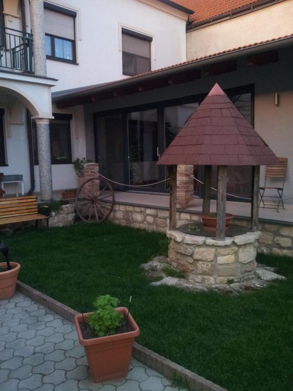 Gaestehaus Auer Fritzi Jois Εξωτερικό φωτογραφία